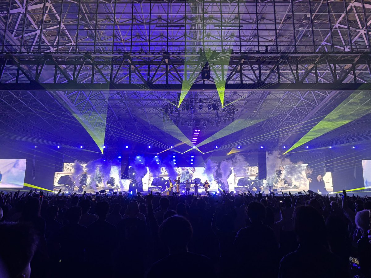sdp1990official's tweet photo. ANIが「POPYOURS」day3 PUNPEEステージに“MUSEIGEN ft. C6ix, Bonbero &amp; ANI”でゲスト出演させていただきました！
⁡
ご覧頂いた皆さまありがとうございました〜！

#popyours https://t.co/zyAOmdEiFh