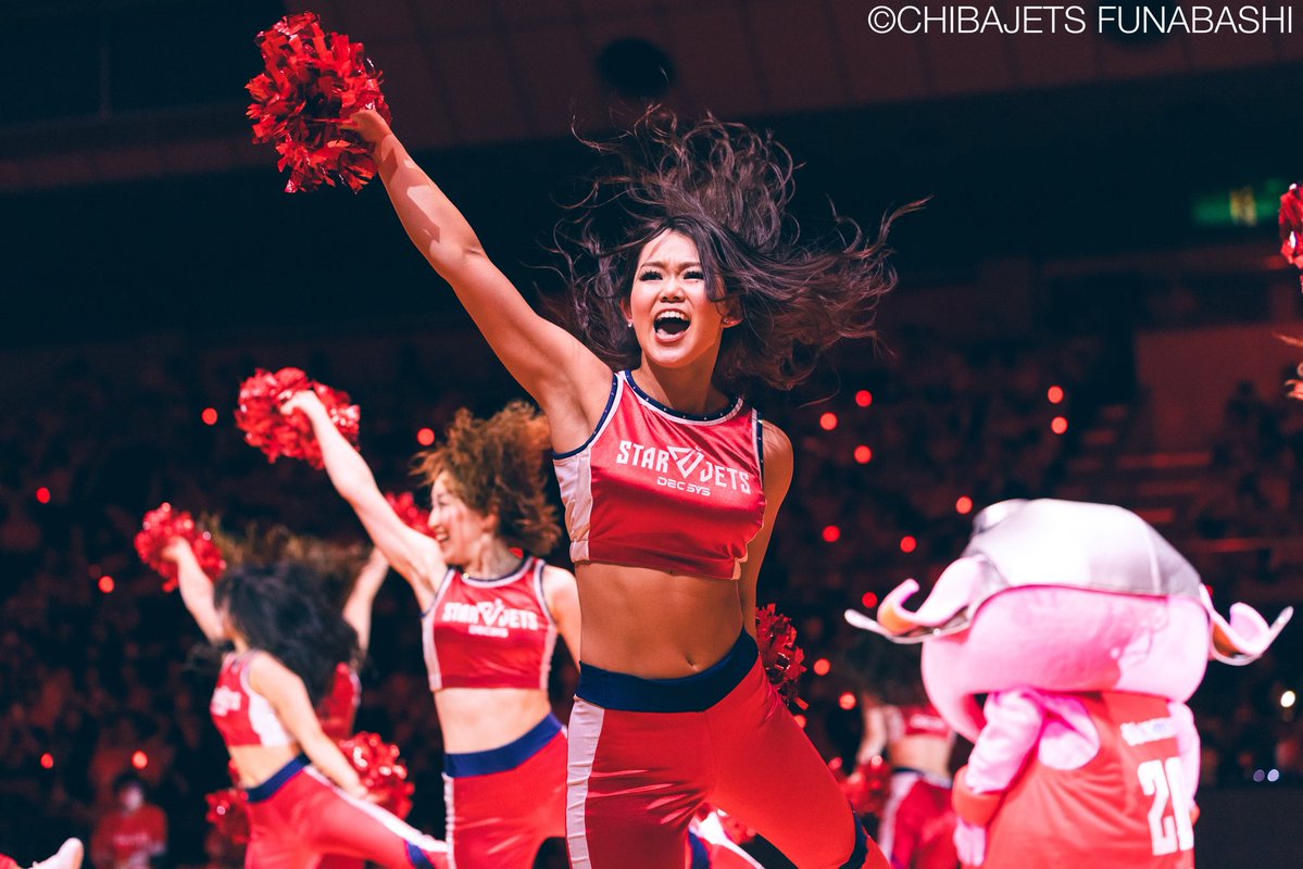 現地組、念組、PV組、本日も各所から熱い応炎をありがとうございました！🔥
最後まで手に汗握る試合展開！
ジェッツファミリー一丸の想いで勝ち切ることができた1試合だったと思います。

ここから先も負けられません。
シーズン最後までともに戦い抜きましょう❤️‍🔥
#千葉ジェッツ #starjets #chibajets