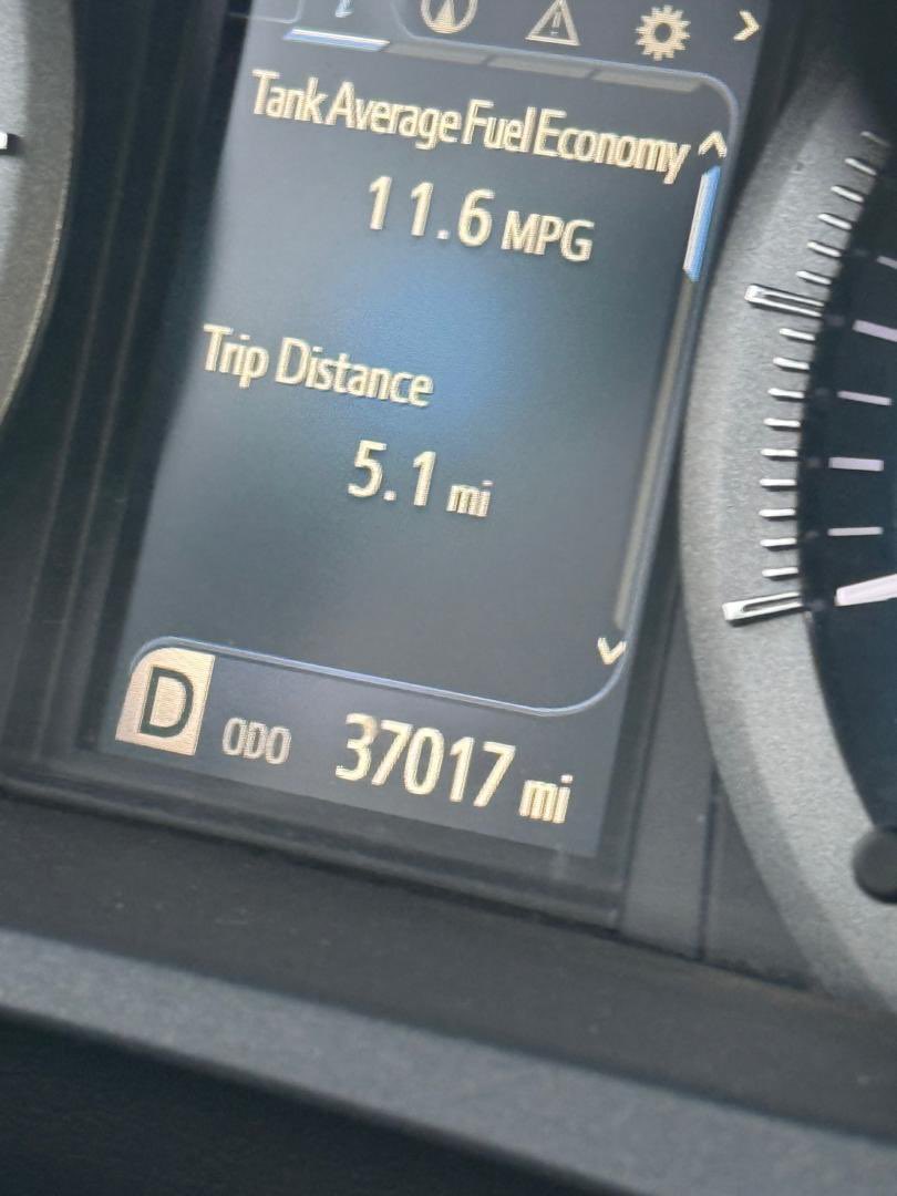 YK_GADGETS tweet media