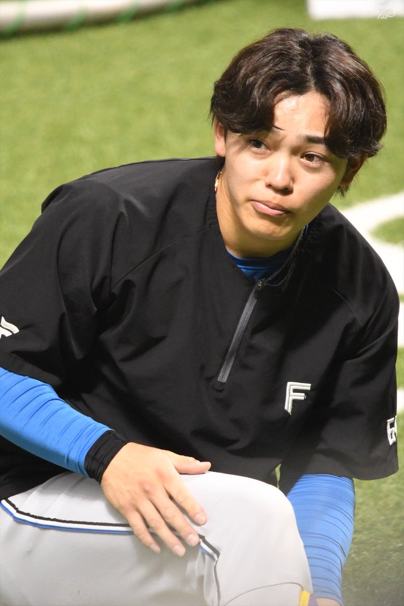 𝑁 ໒꒱ tweet media