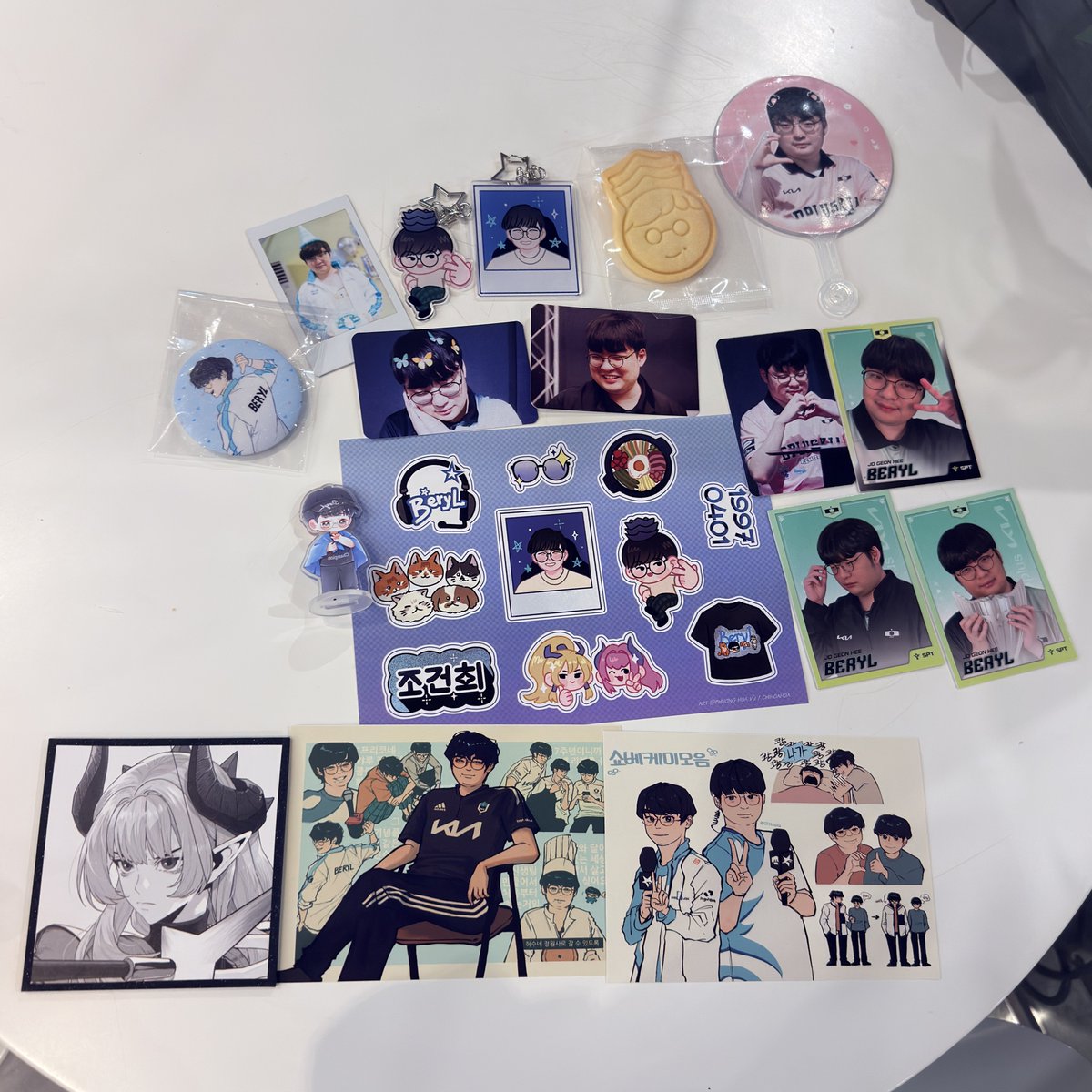 깜자^w^ tweet media