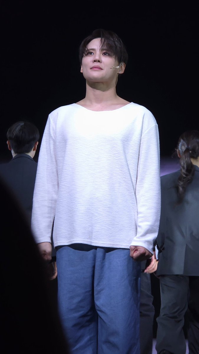 GOCONUT_XIA's tweet photo. 260405 2PM 뮤지컬 데스노트
NOL 전관 커튼콜데이 https://t.co/CNrwZ3dKW3