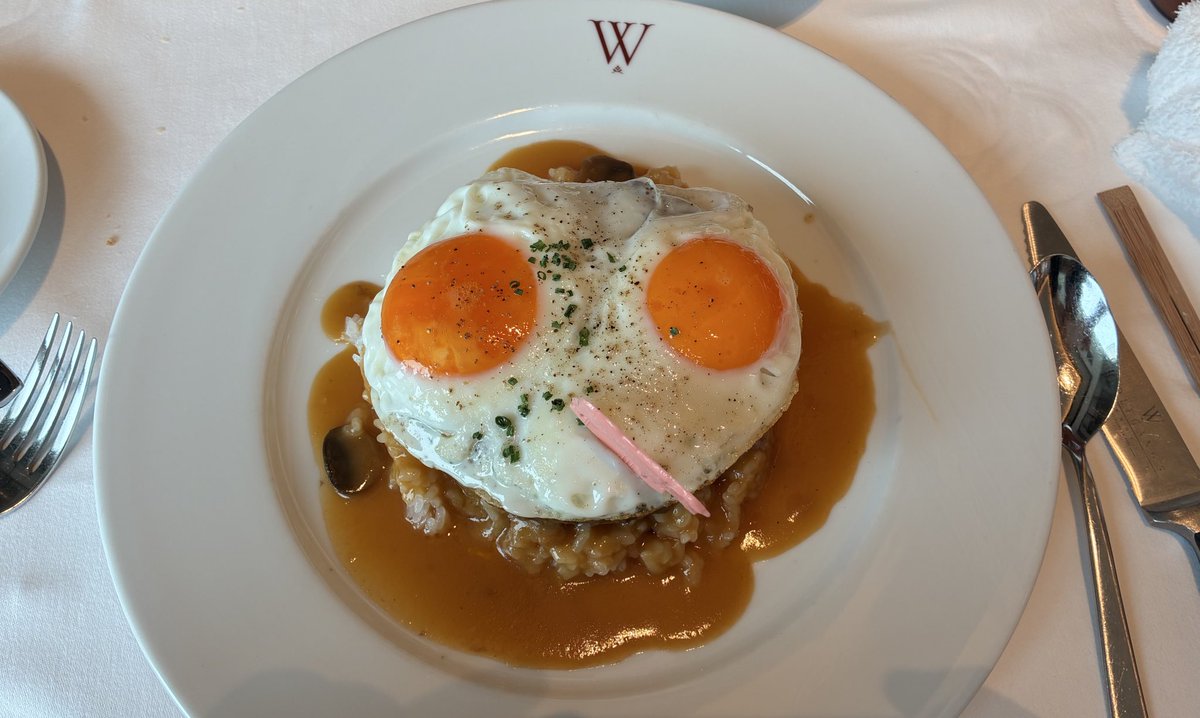 昔家族で行ったハワイのウルフギャングで食べたロコモコが忘れられず