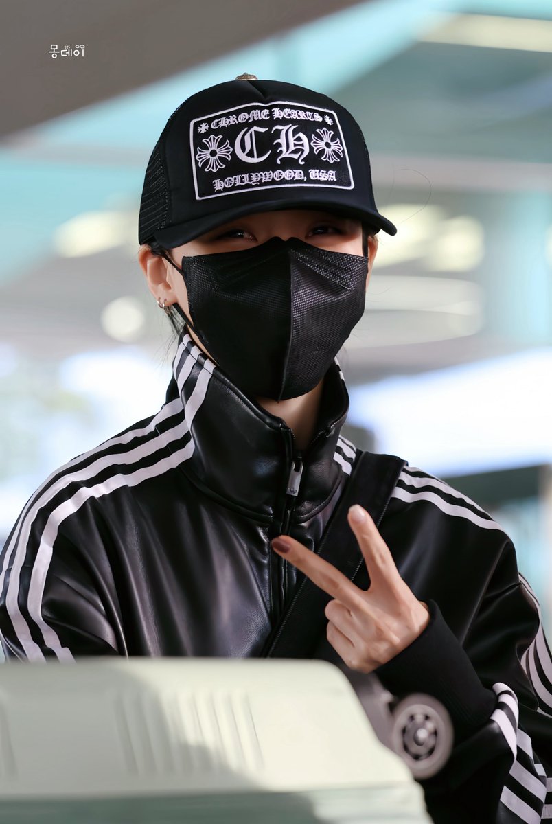 몽데이☁️ tweet media