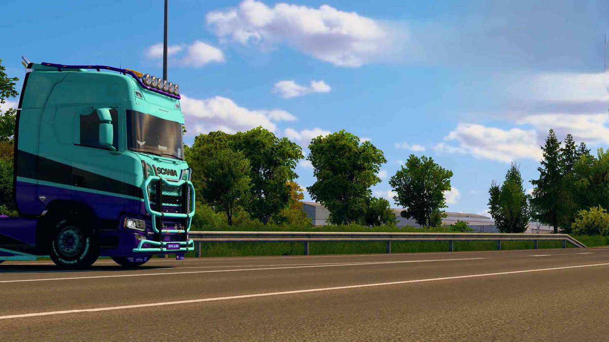 DriveAlong2021's tweet photo. Yesterday we supervised Purple Dragons Logistics April Monthly Convoy and the day before we did Cookies Express: April Convoy #2, Drive Along turning out in force securing Convoys with success. It has been a pleasure to help out. 😁👍

#convoy #convoysupervision #ets2 #tmp https://t.co/EK74t3tt3t