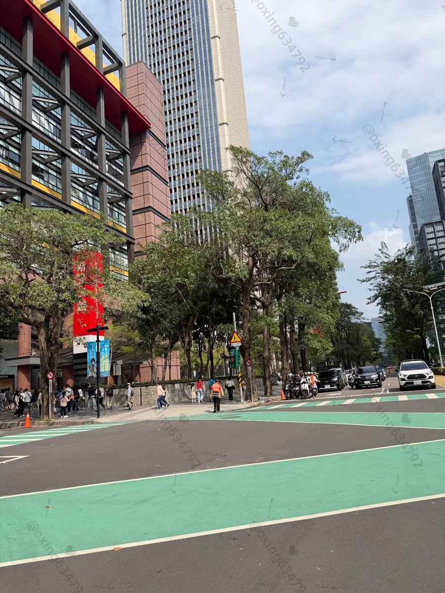 刺青女 tweet media