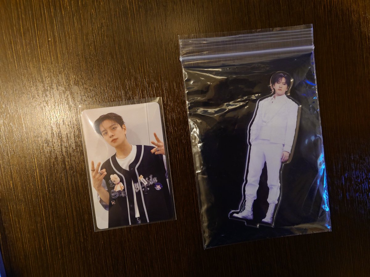 ともちょ tweet media