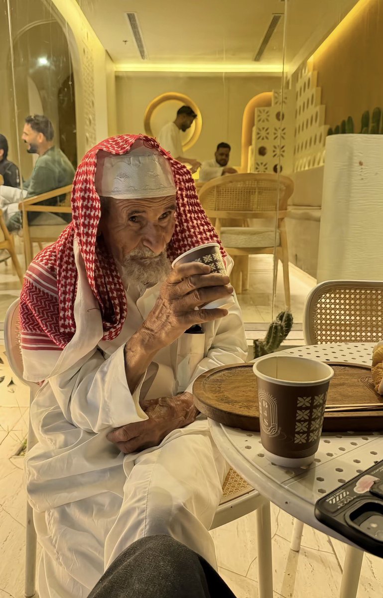 د.حمود بن عوض الحيسوني tweet media