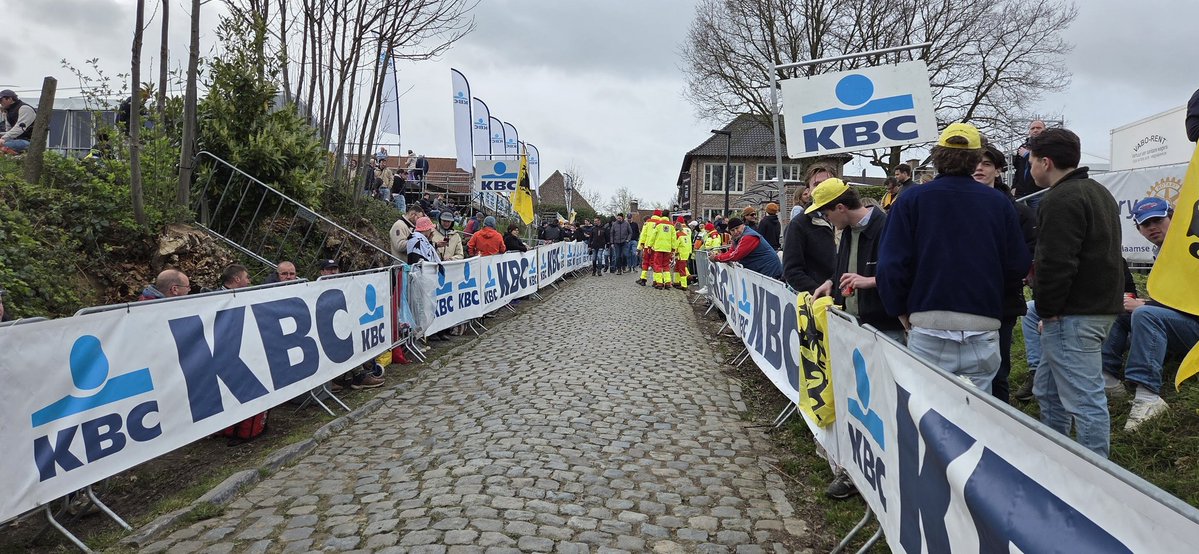 krls.eth / Carles Puigdemont tweet media