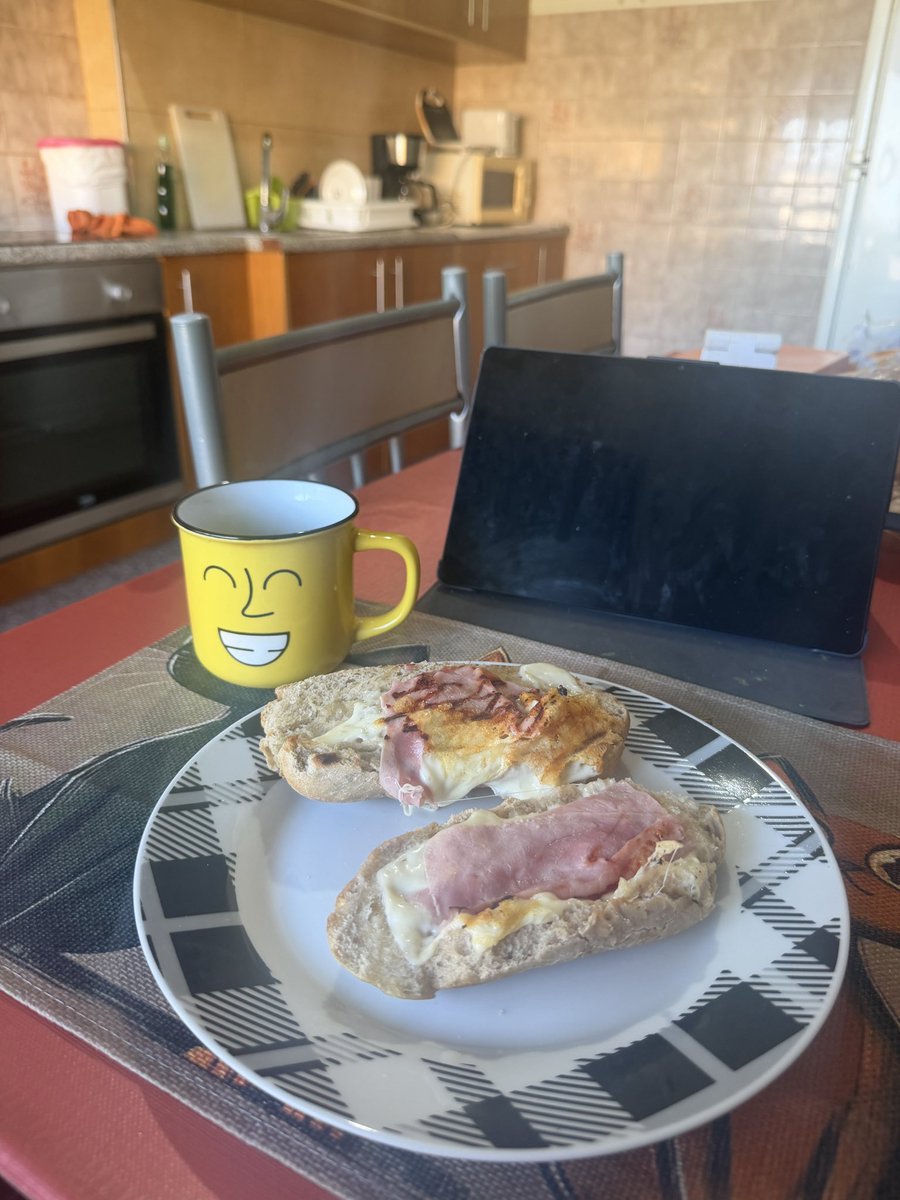 Gus!!! 🇵🇹 🇷🇺 🇳🇪 tweet media