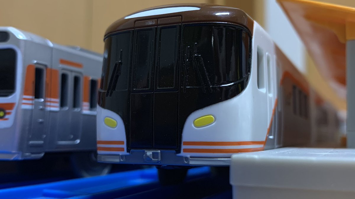 松こう tweet media