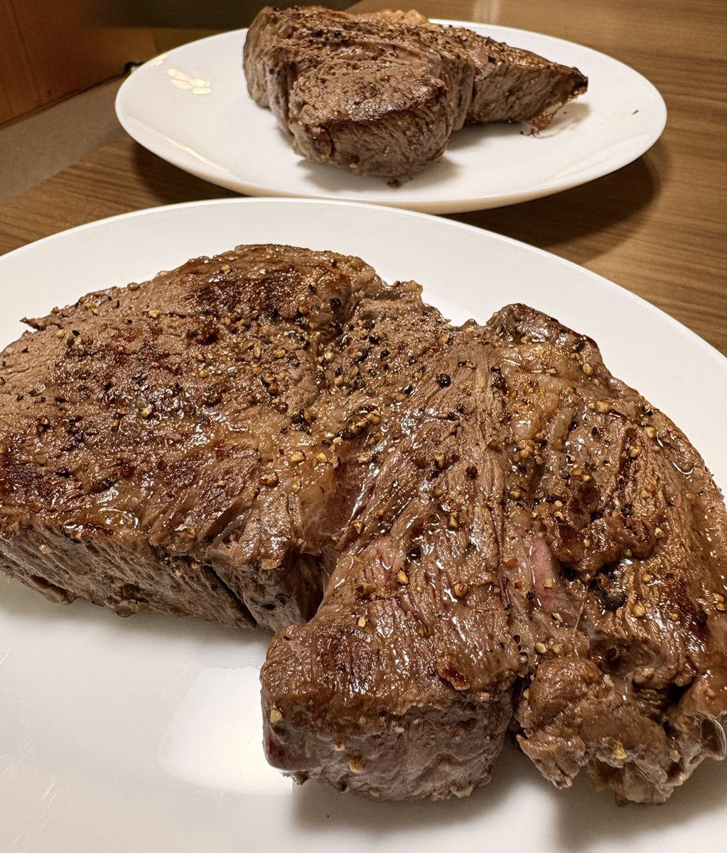 肉食ヤギ tweet media