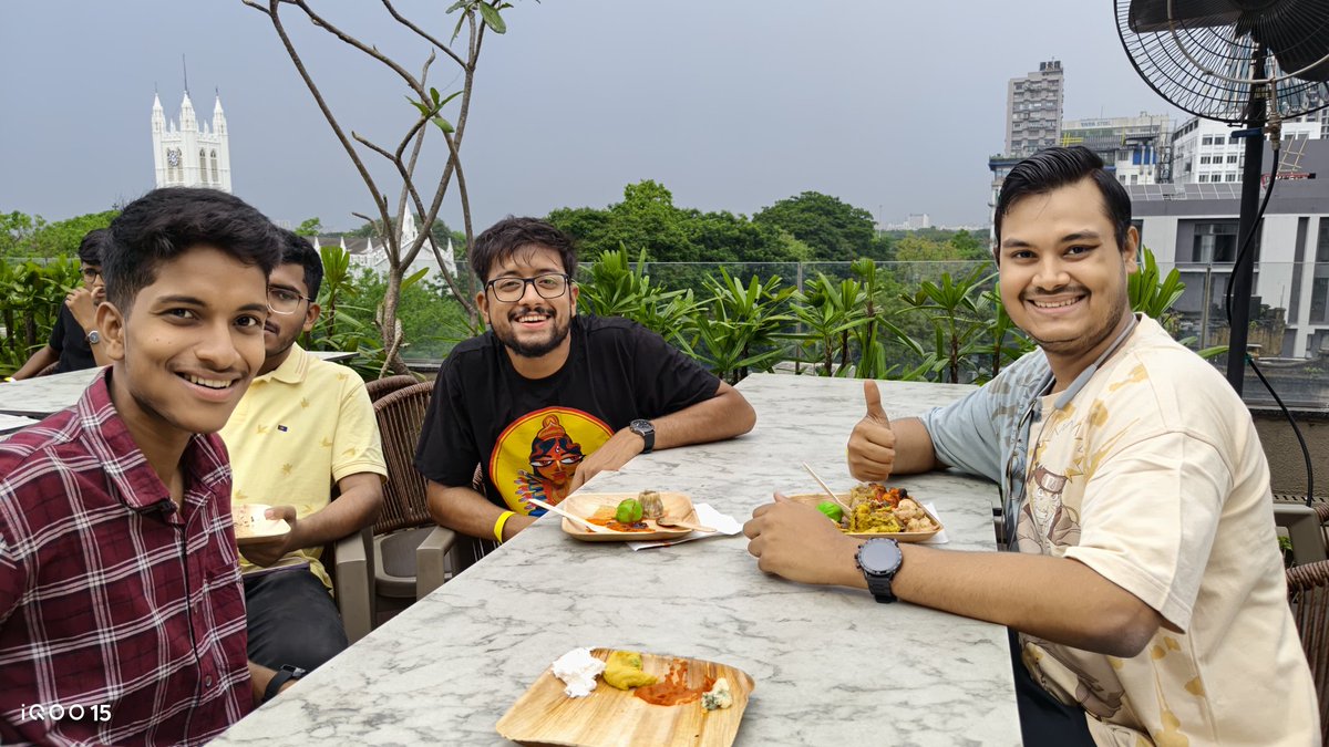 iQOO India tweet media