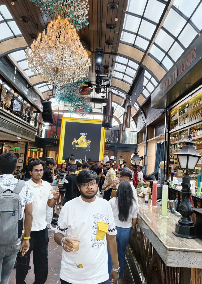 iQOO India tweet media