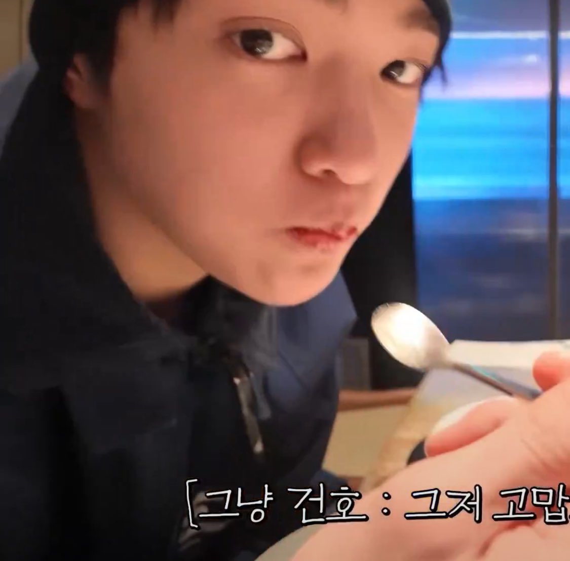 시떼루 tweet media