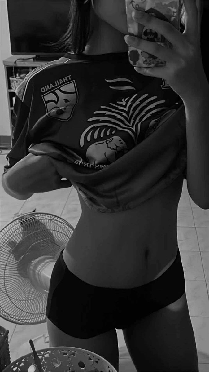 外籍狩獵 tweet media