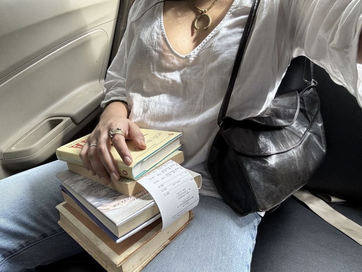 mary sue tweet media