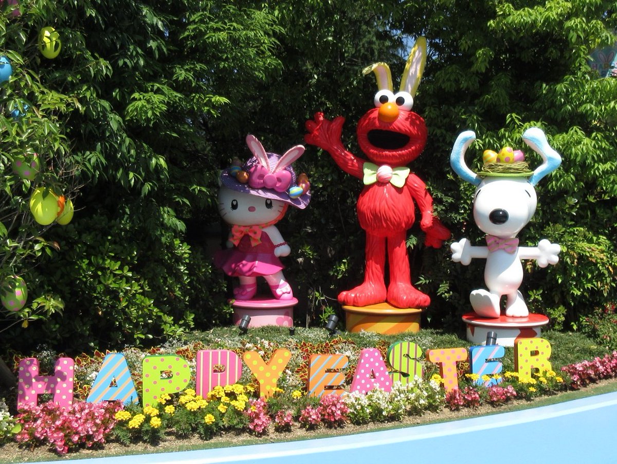 usj_g's tweet photo. 本日はEaster🐣当日. 足し算より引き算な, 合同会社ユー・エス・ジェイが, 今年は(もしくは“今年から”)行なわなかったHappy Easter🐰のイベント. ところでUniversal WonderlandのSesameStreet区画終了後は㋄㏪以後Elmo像はどうなるのだろう？☹️
#USJ 🌏 #ユニバ #大阪 🏯 https://t.co/nx0vrWWgrk