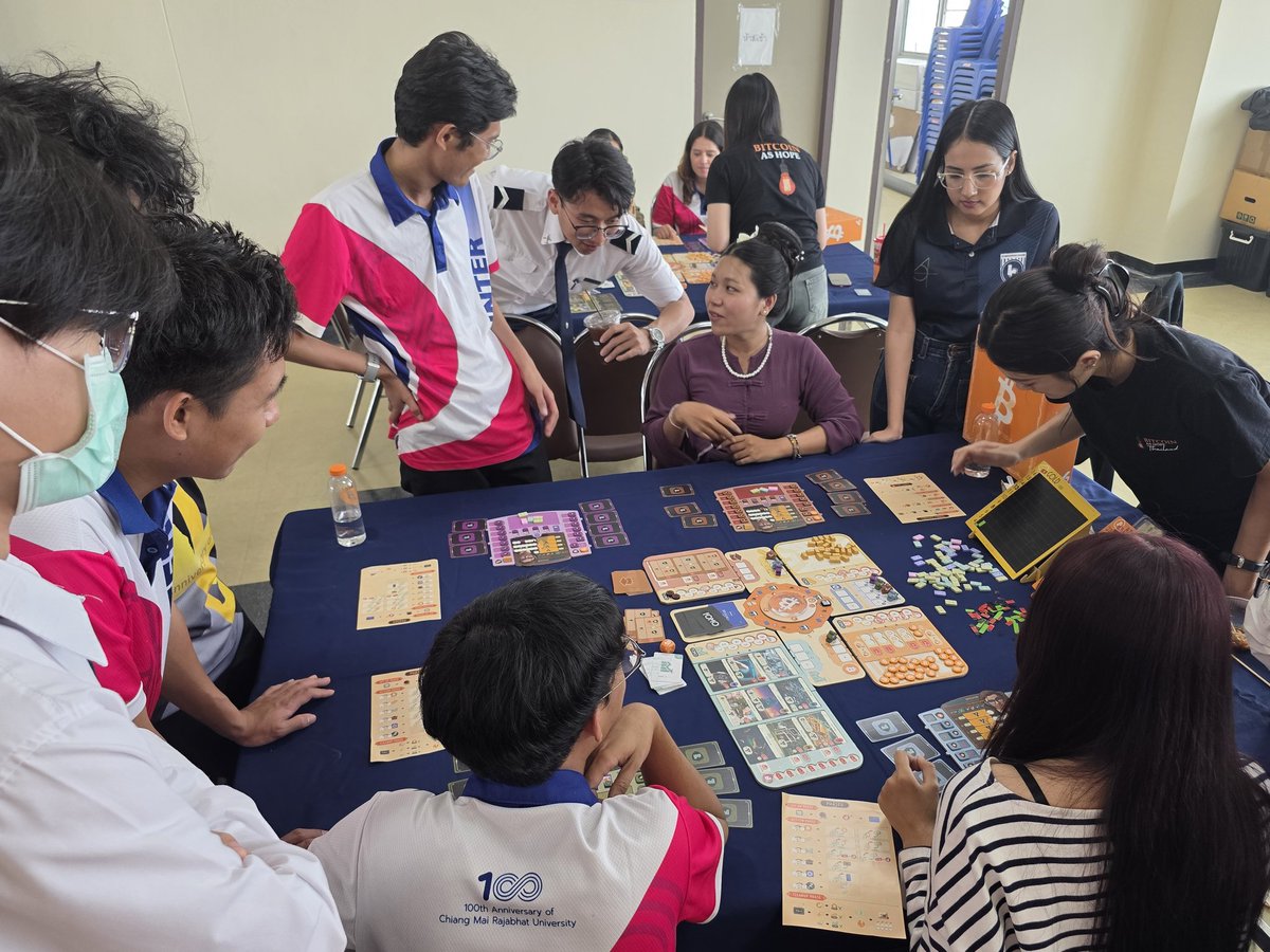 ageofbitcoin_bg's tweet photo. Age of Bitcoin is the tools for international students to open their first chapter in #Bitcoin space! 🟠💪

Thank you, BLC Chiang Mai, for an amazing event! 🙏🌏

#ModernFinanceAndFinancialInclusionInSoutheastAsia at #CMRU University 📍

#AgeOfBitcoin #BTC #boardgame #boardgames https://t.co/dBCOS4nsKb
