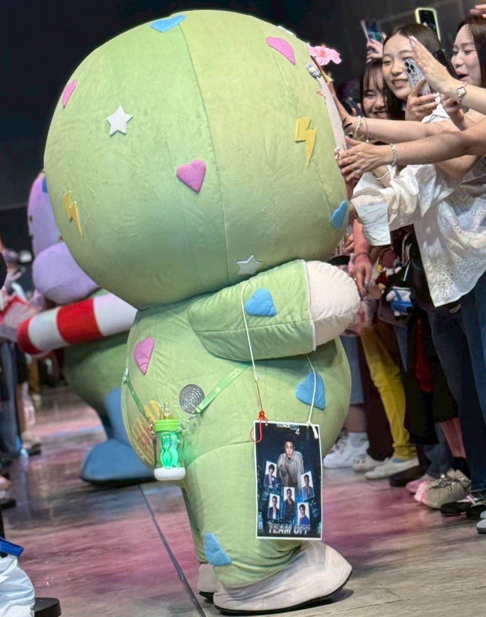 ᒍ 📌 tweet media