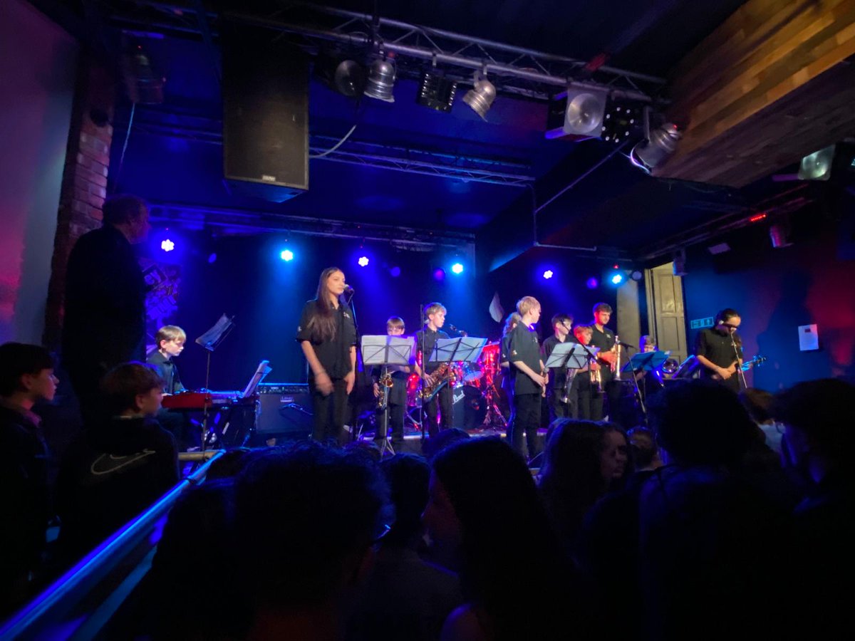 WinterfoldhsM's tweet photo. Some photos from, a great night for all@TheRiverRooms with #groove diggers #jazz #bands @winterfoldhs https://t.co/V2wexJXZXo