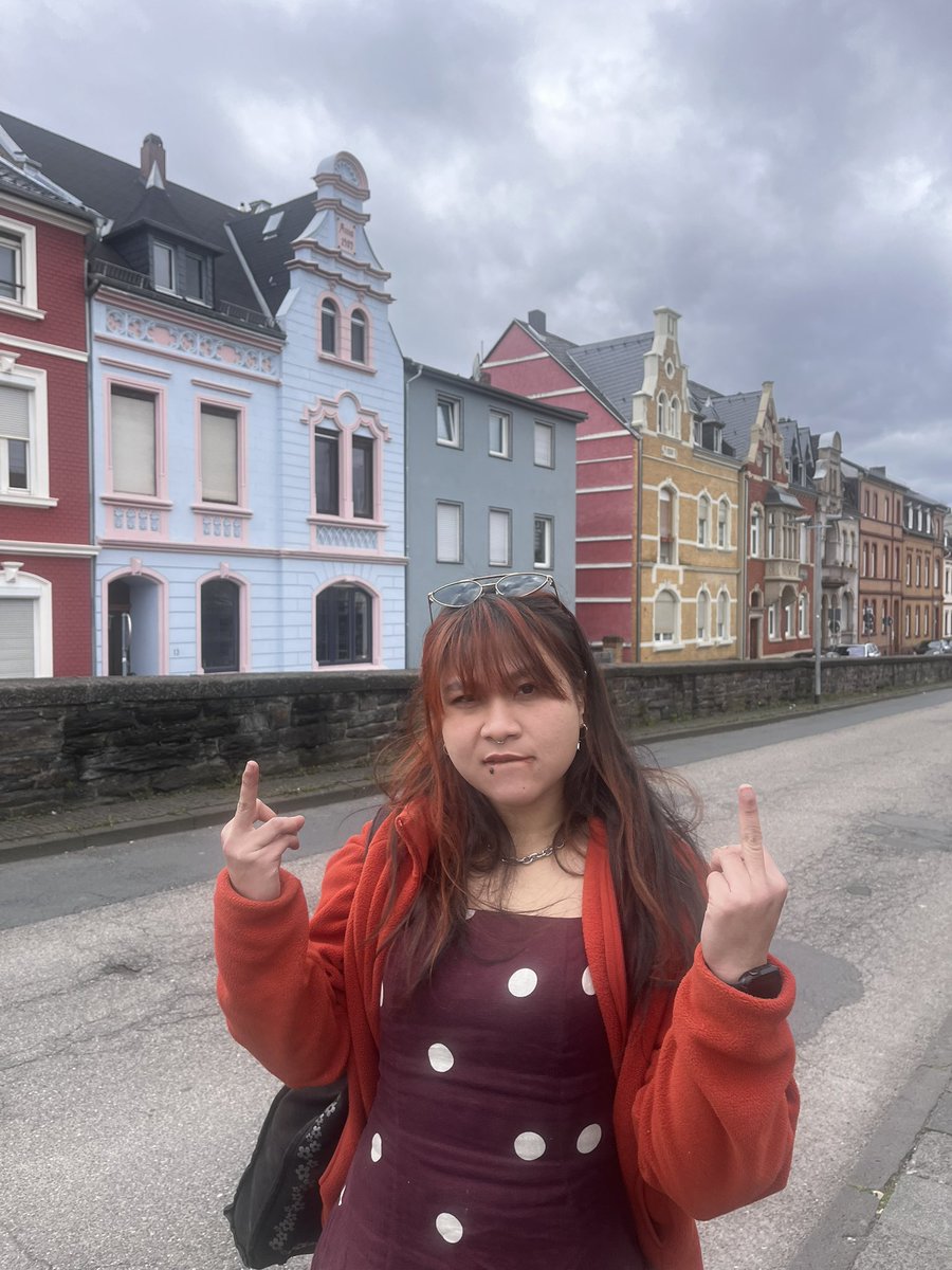 inaya🧟‍♀️⬅️ tweet media