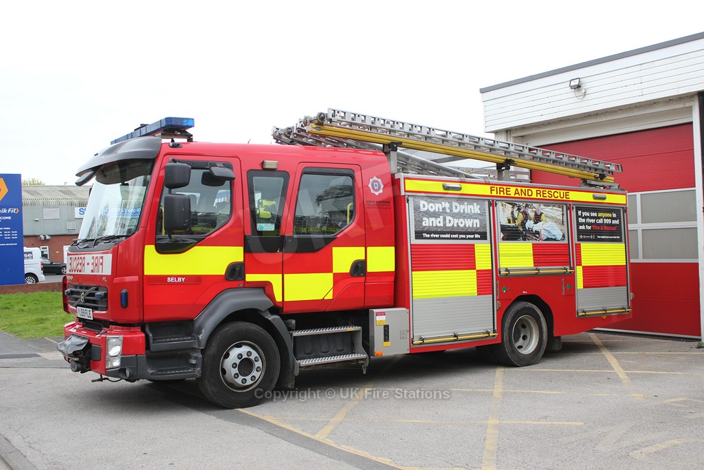 UKfirestations's tweet photo. NORTH YORLSHIRE FRS - SELBY - WrL (on-Call)
@NorthYorksFire #selbyfirestation https://t.co/SN3X0BeuSS