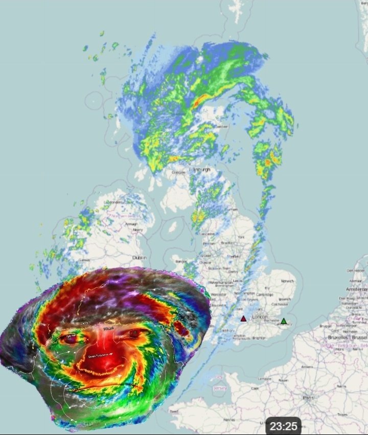 Storm Dave still lurking around the SW coast. Looks nasty! 
#StormDave
