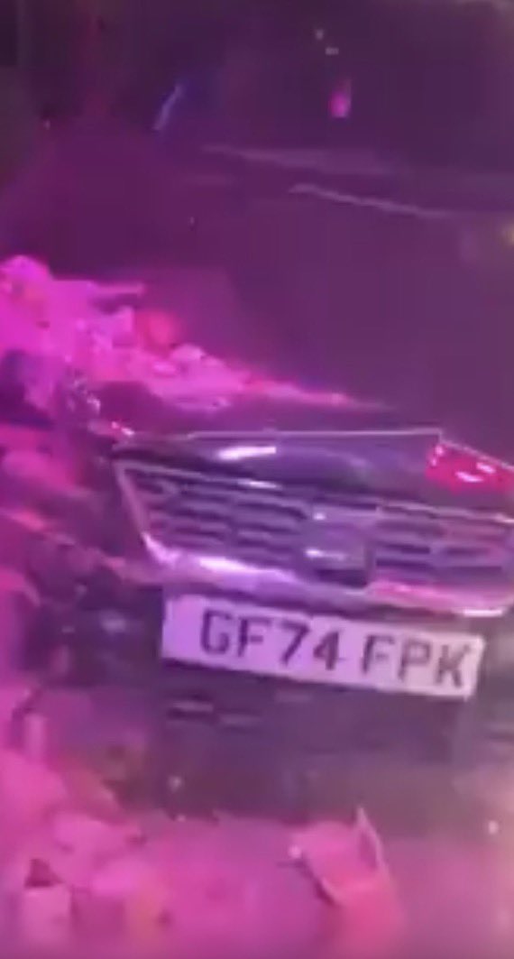 max tempers tweet media