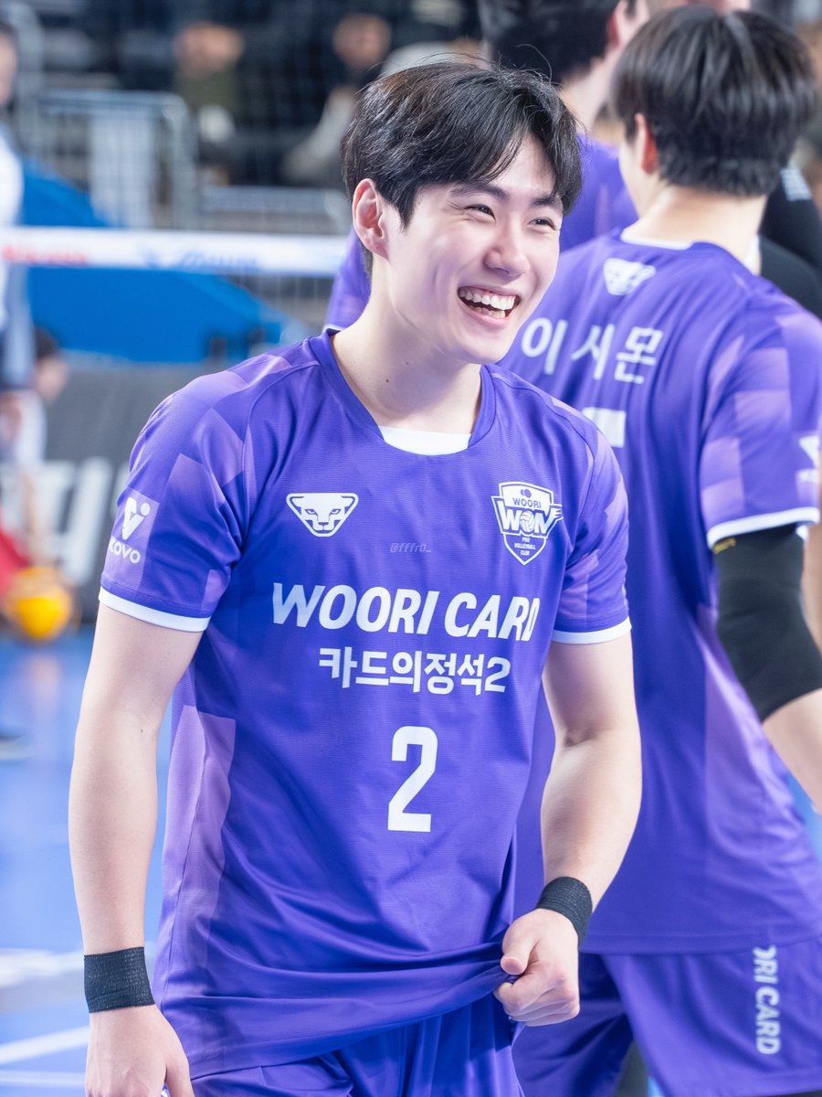 푸로 tweet media