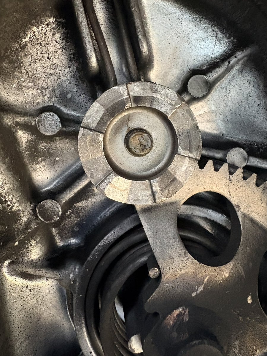 エンジン tweet media