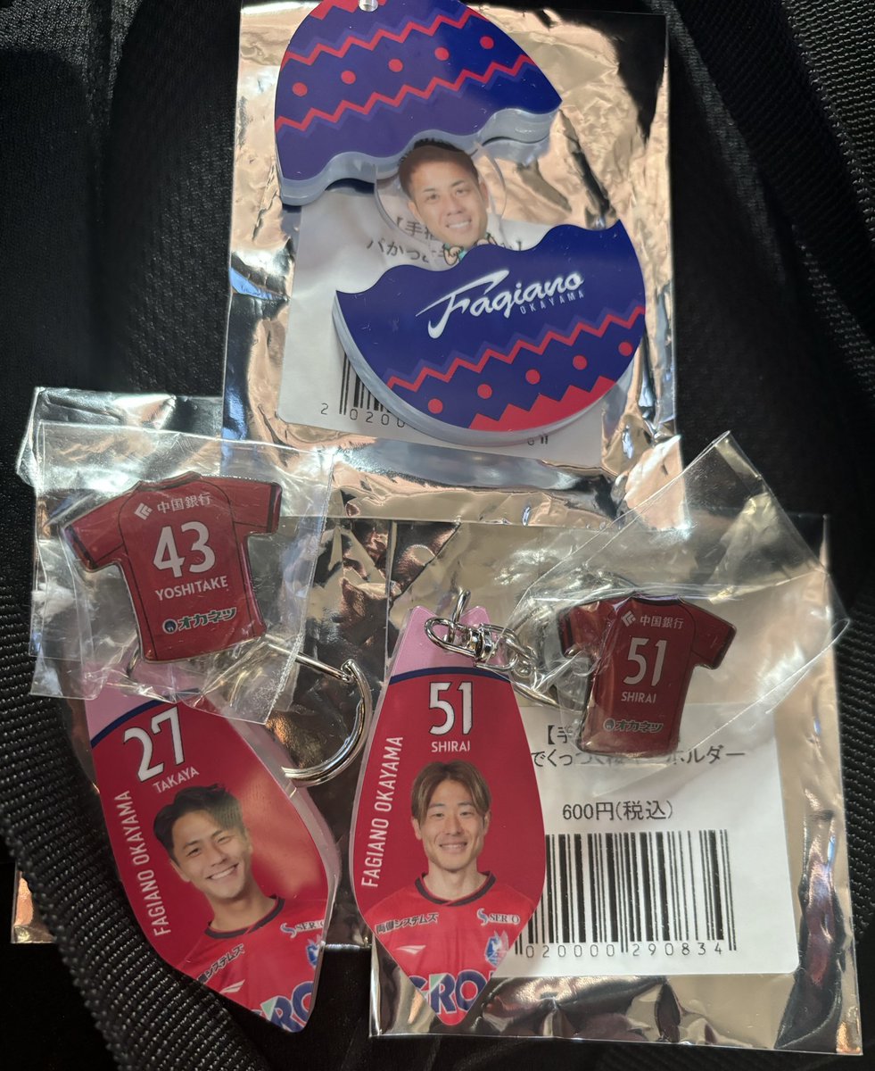 おみおみ tweet media