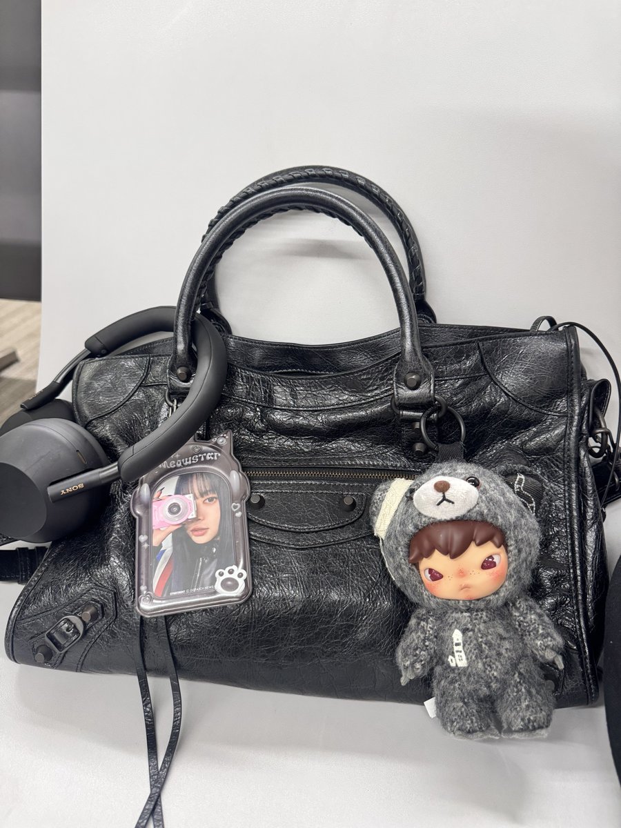 ccho ☁︎⋆｡˚ tweet media