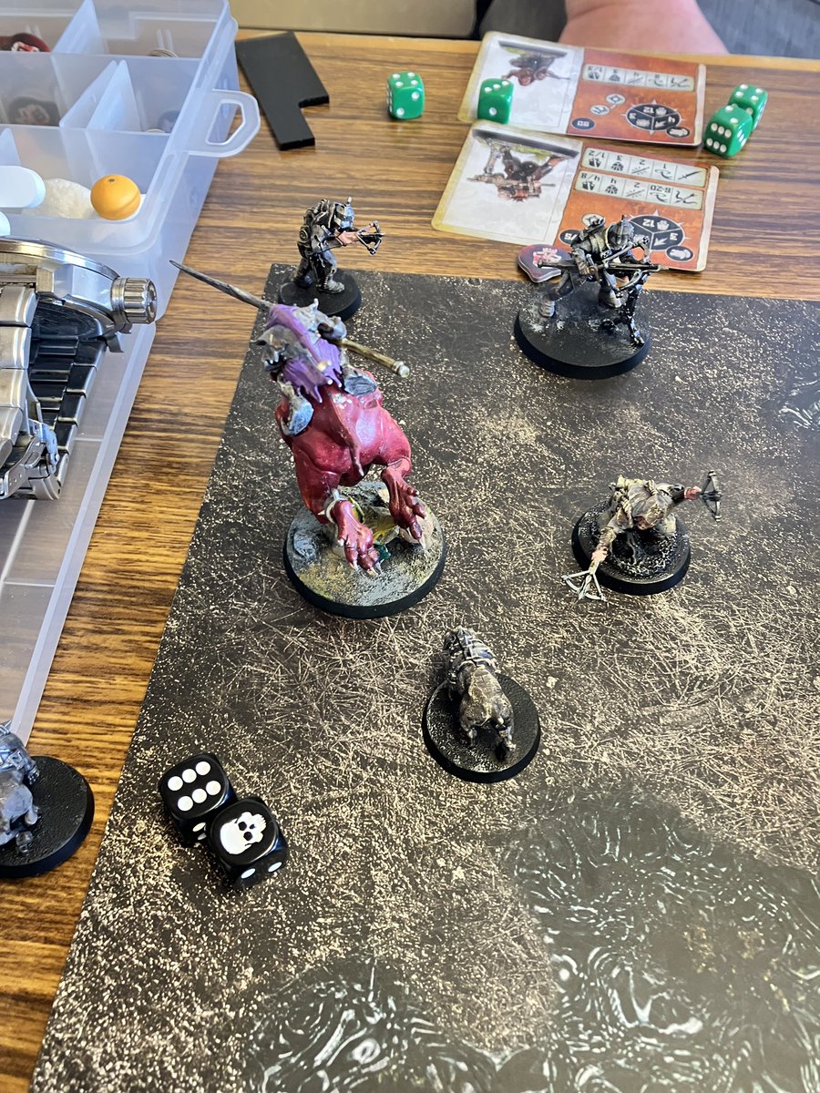 タコス tweet media