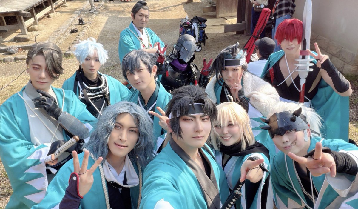 めろす tweet media