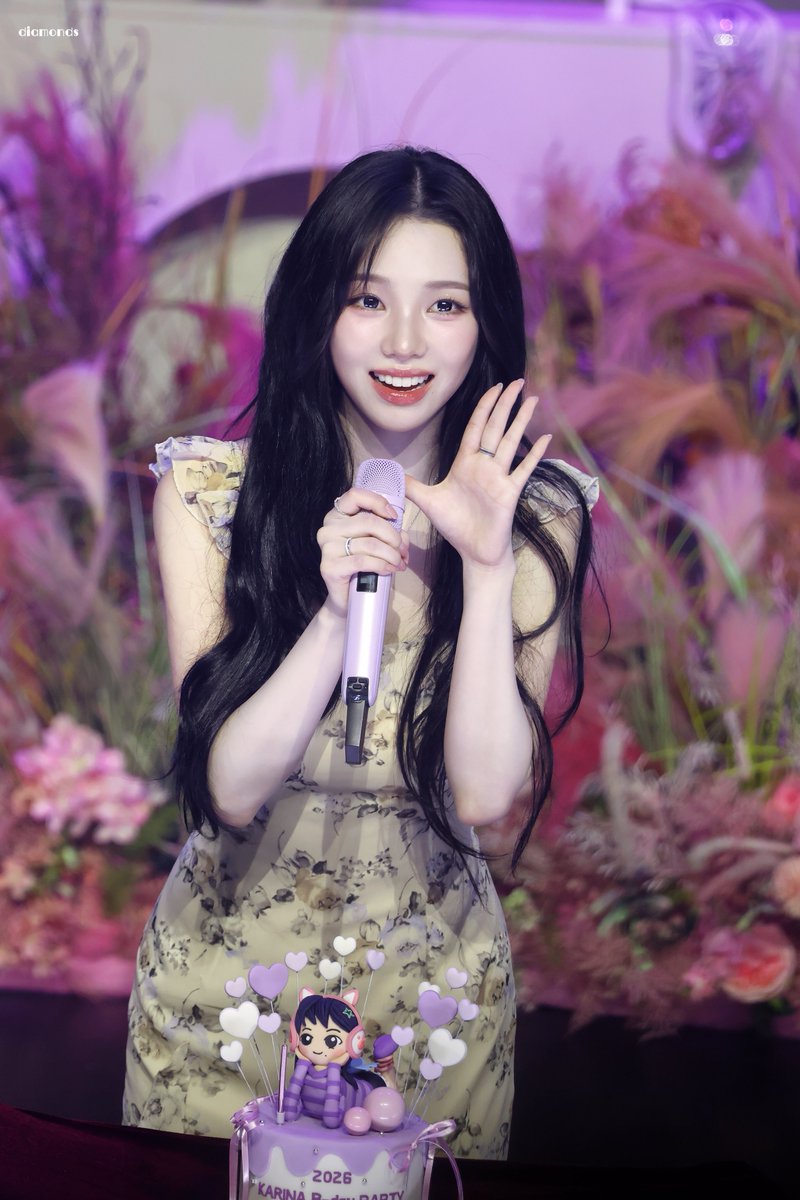 diamonds__411's tweet photo. 260324｜지민 씨 웃는 게 너무 귀여워요!🥹
#aespa #aspa #에스파 #KARINA #카리나 https://t.co/pXLg4mmo5D