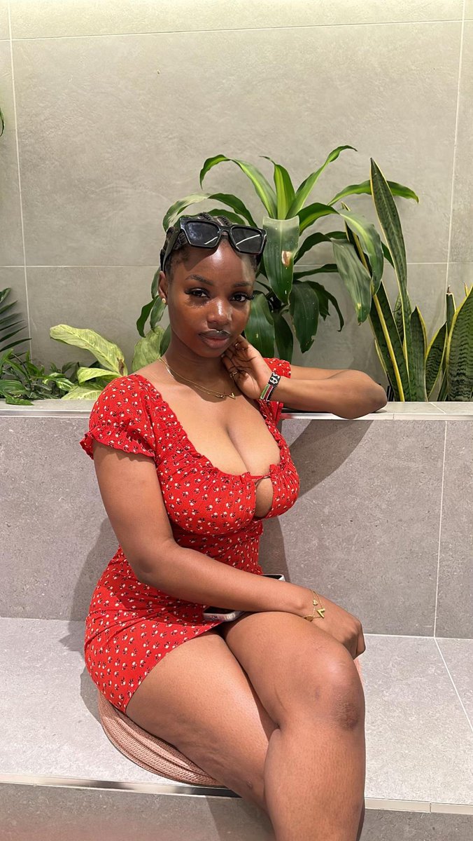 Eniolamide23's tweet image. Easter Sunday Pictures from Ololade mi Asake.. Quick shot 📸❤️