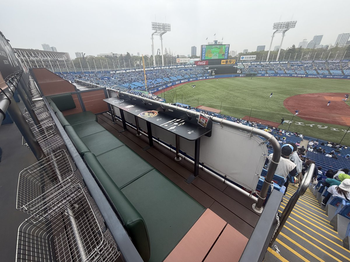 よしこー🚹⛱🐧哲人世代🐧⛱ tweet media