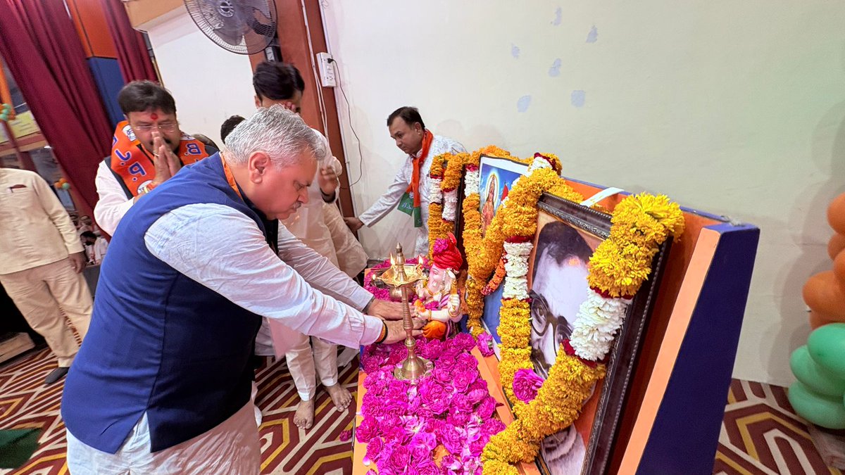 BJP4MP's tweet photo. भाजपा क्षेत्रीय संगठन महामंत्री श्री @ajayjamwalbjp जी ने आज 'पं. दीनदयाल उपाध्याय प्रशिक्षण महाअभियान-2026' के तहत देवास जिले की देवास विधानसभा के अंतर्गत तुलजा भवानी मंडल, मां चामुंडा मंडल, श्री शिलनाथ मंडल, महाराजा मंडल एवं देवास ग्रामीण मंडल के मंडल स्तरीय प्रशिक्षण वर्ग को संबोधित किया।