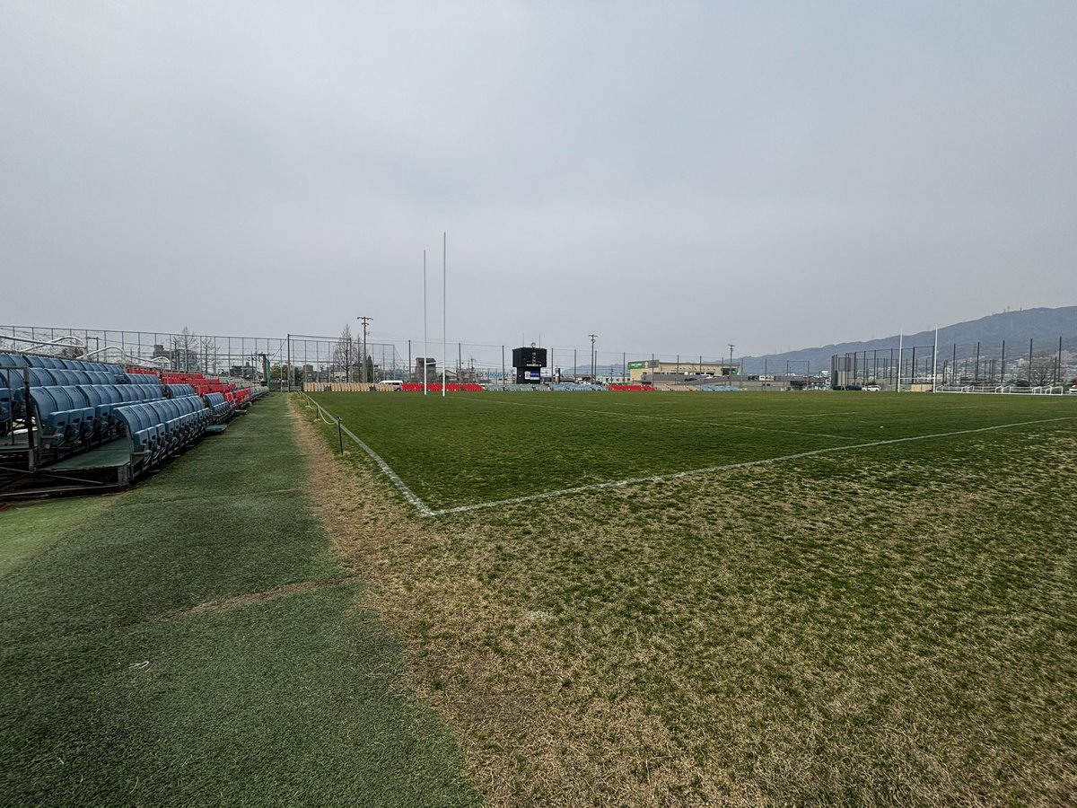 AsieRugby's tweet image. 🇯🇵La mairie de Higashi-Osaka attend quoi pour retirer le bail au FC Osaka? Voici l'état du terrain 2 il y a seulement quelques jours. Le complexe Hanazono est en ruines...