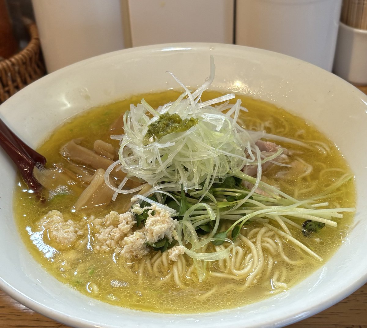 midori304 tweet media