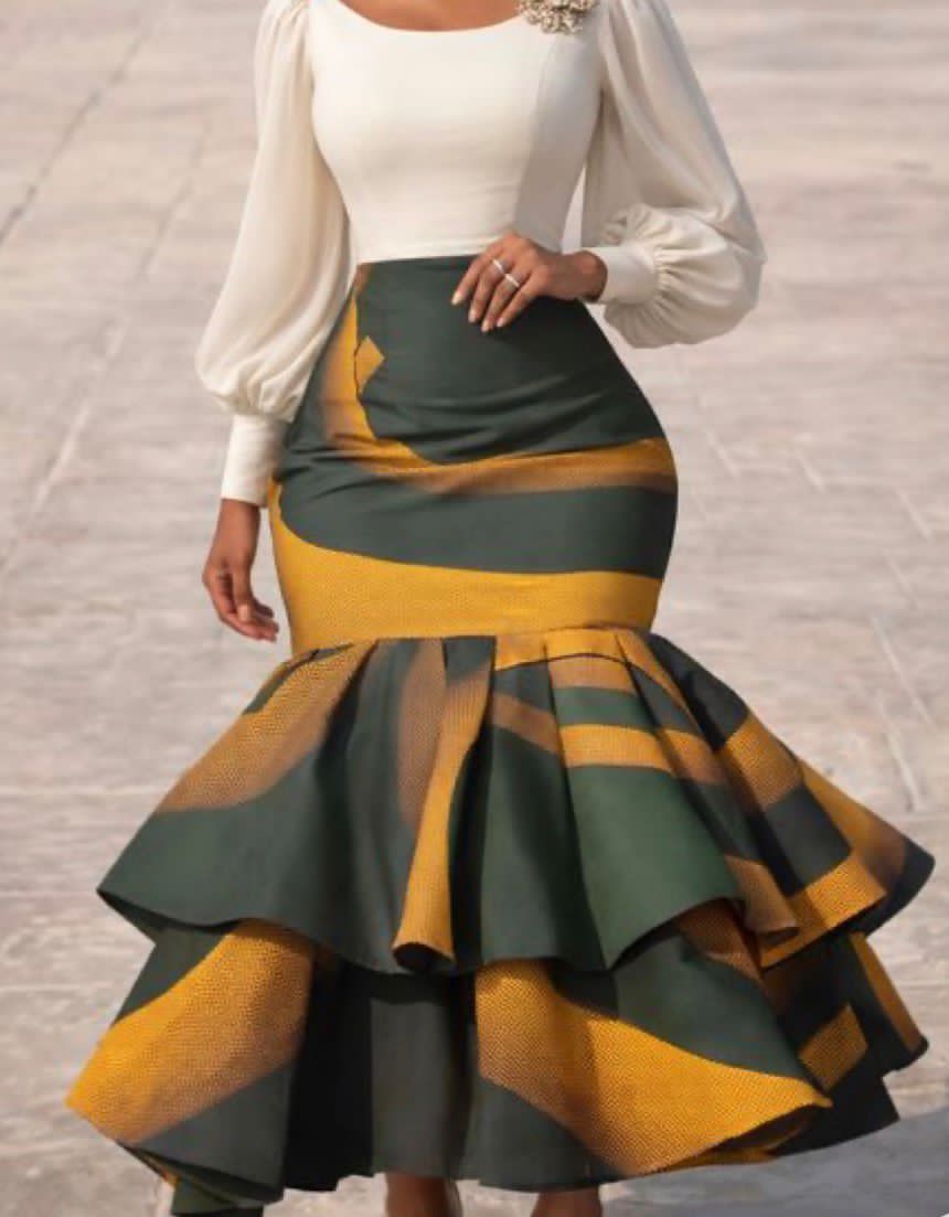 dc_coutureug's tweet image. Because no one does you better than you 💃🏽
Own the weekend in a custom outfit designed to turn heads.
#TailorMade #WeekendOutfits #StyleYourWay #FashionConfidence #SlayTheWeekend
#CustomFashion #WeekendVibes #MadeWithLove #AfricanFashion #BoldAndBeautiful