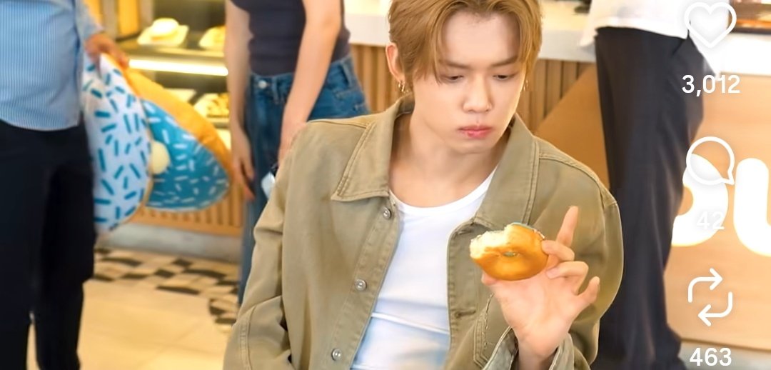 🫧🪾 tweet media