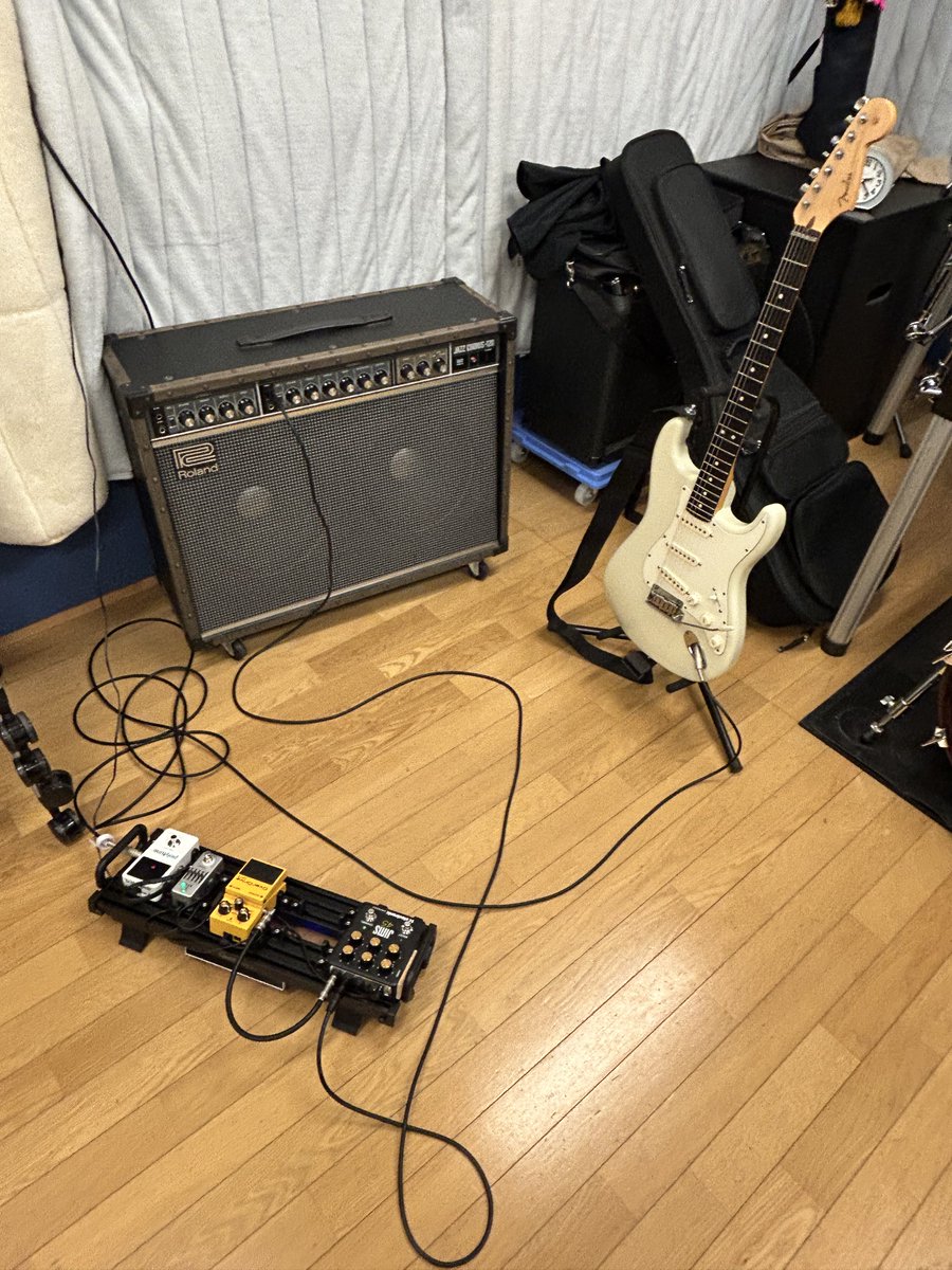 NODAmatsu's tweet photo. #ストラト
#3PU
今日はバンド福袋練習でした。
来週4/11土曜日は
平塚パイプラインでライブです☺️ https://t.co/7Fer5aqgZ8