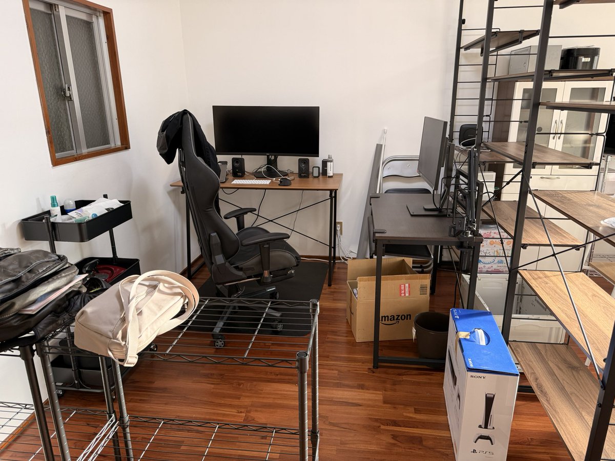 荷解き大分進んだ…