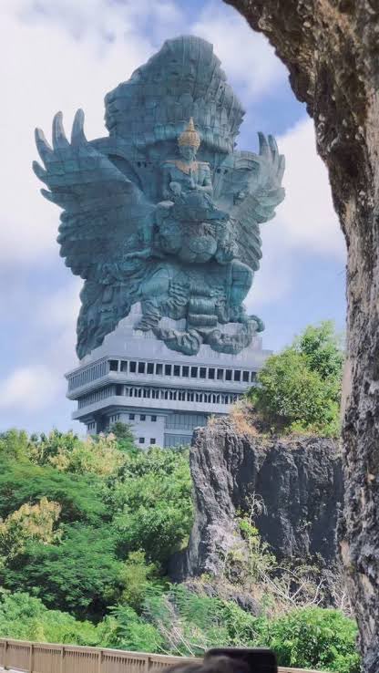 ムキデザ│グラフィックデザイナー tweet media