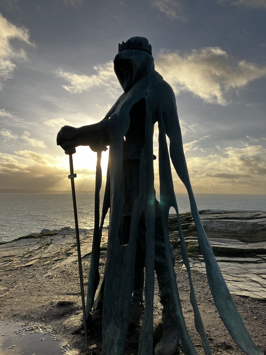 ムキデザ│グラフィックデザイナー tweet media