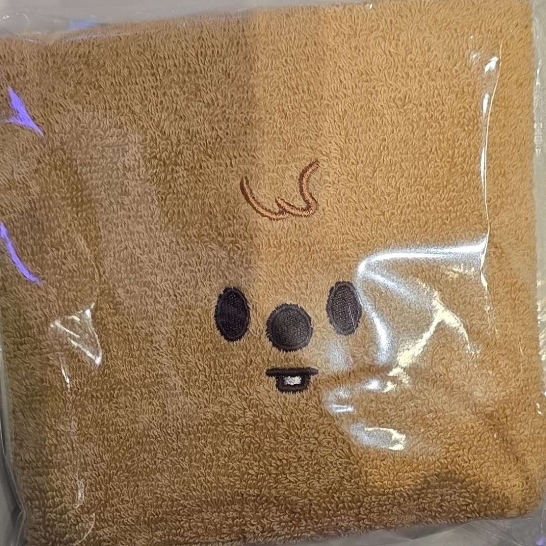 스키즈 입장기프트 타올 
한 한지성 한쿼카
뽁아리 필릭스 용복이 타올로 교환구합니다!!

택배로 교환해요ㅜㅜ