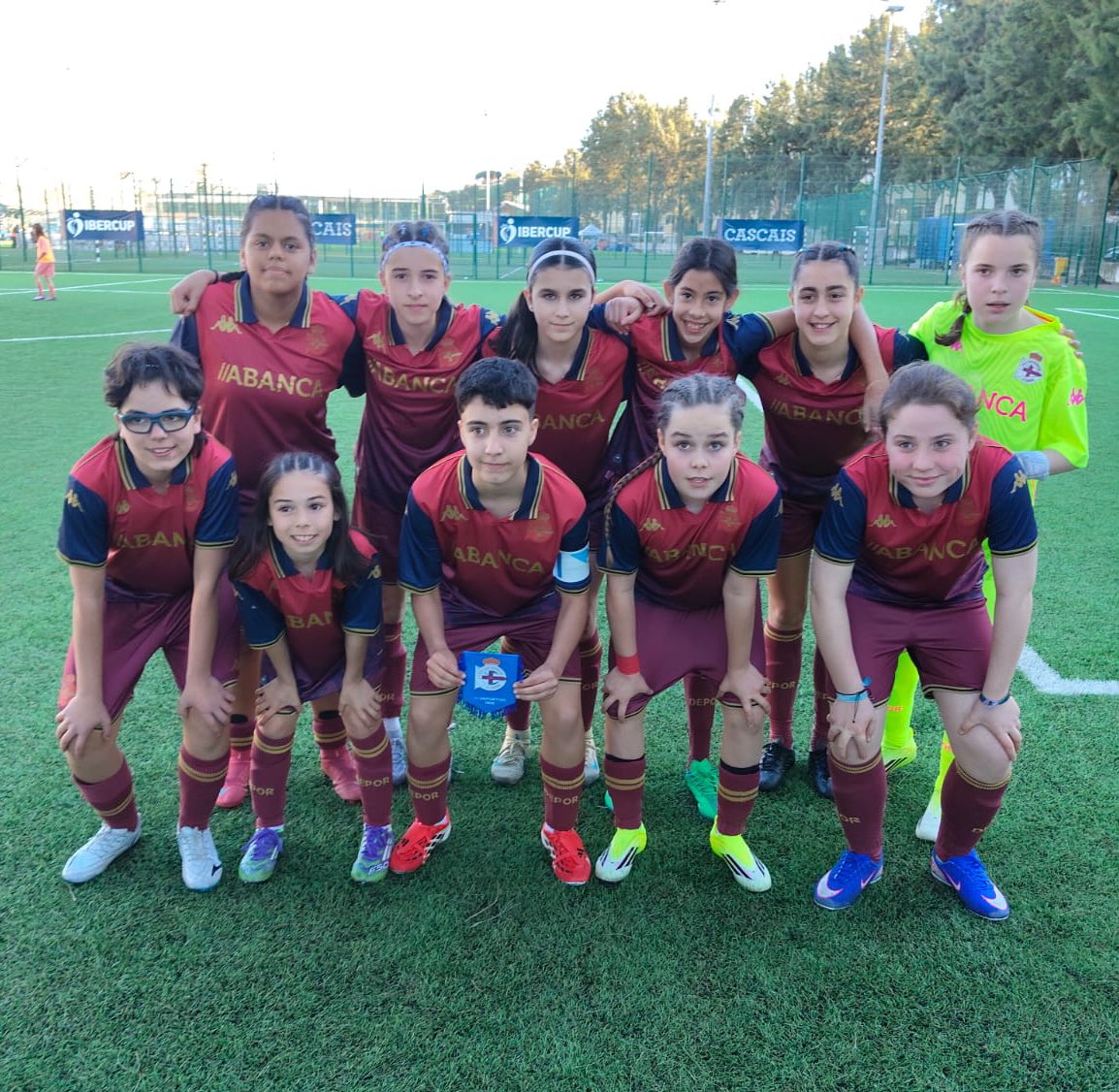OrzanSD's tweet photo. #ANOSACANTEIRAFEMININA atópase en Cascáis vivindo unha gran experiencia, disfrutando do fútbol e competindo ao máximo nivel na IberCup 🏆⚽ 

Orgullos@s de vós 👏🏻 https://t.co/9Q4xFsIDu2