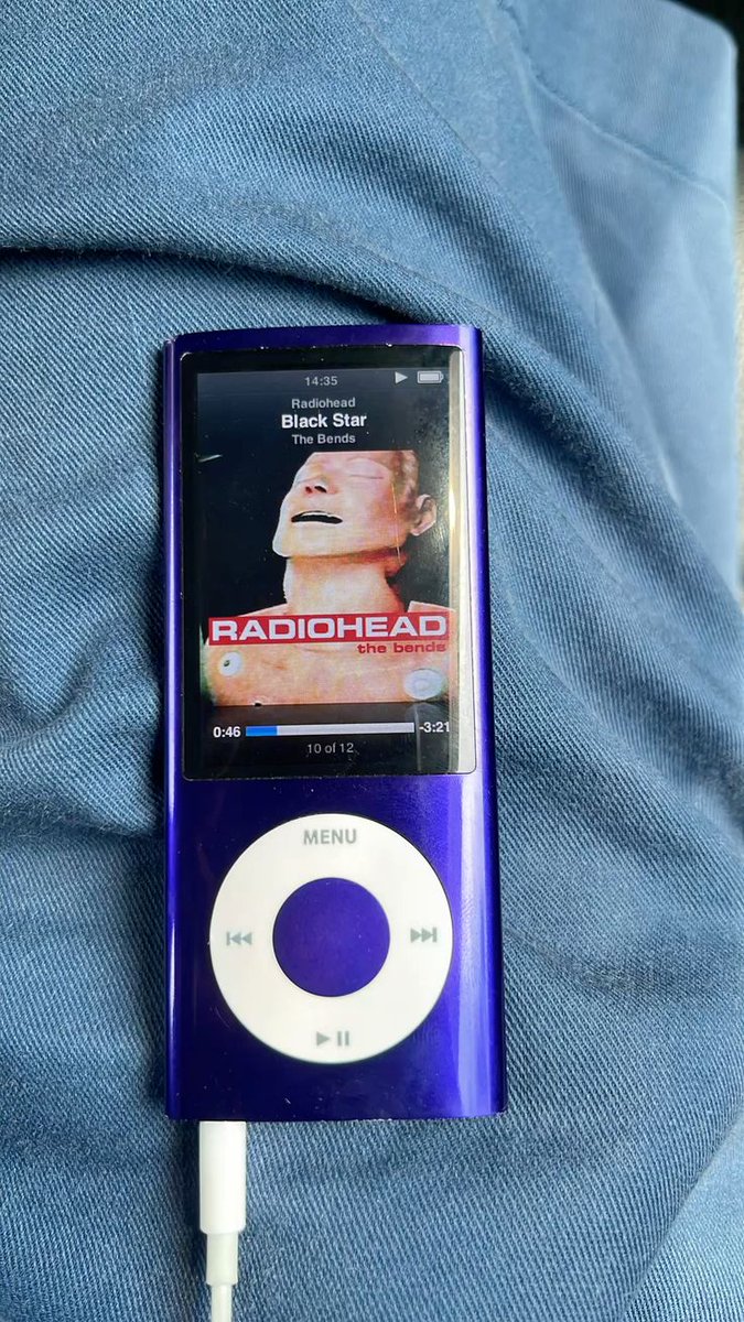 Демон tweet media